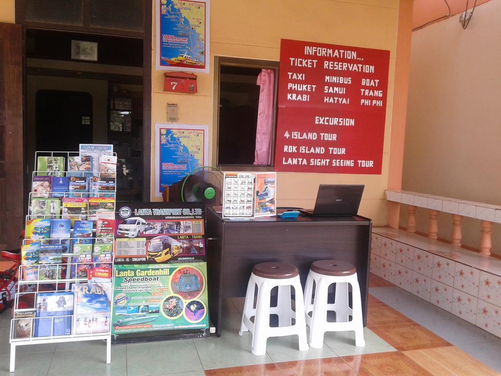 Lanta Orange House Hostel Ko Lanta Kültér fotó